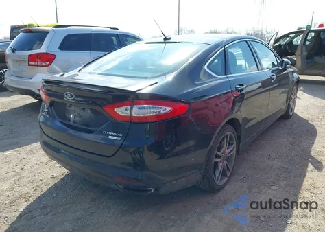 2014 Ford Fusion Titanium z USA, uszkodzony, nr VIN 3FA6P0D90ER341653